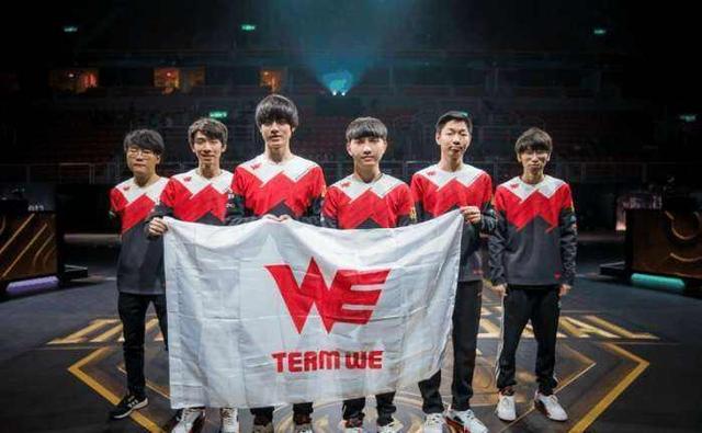 层显然胸有 层显然胸有